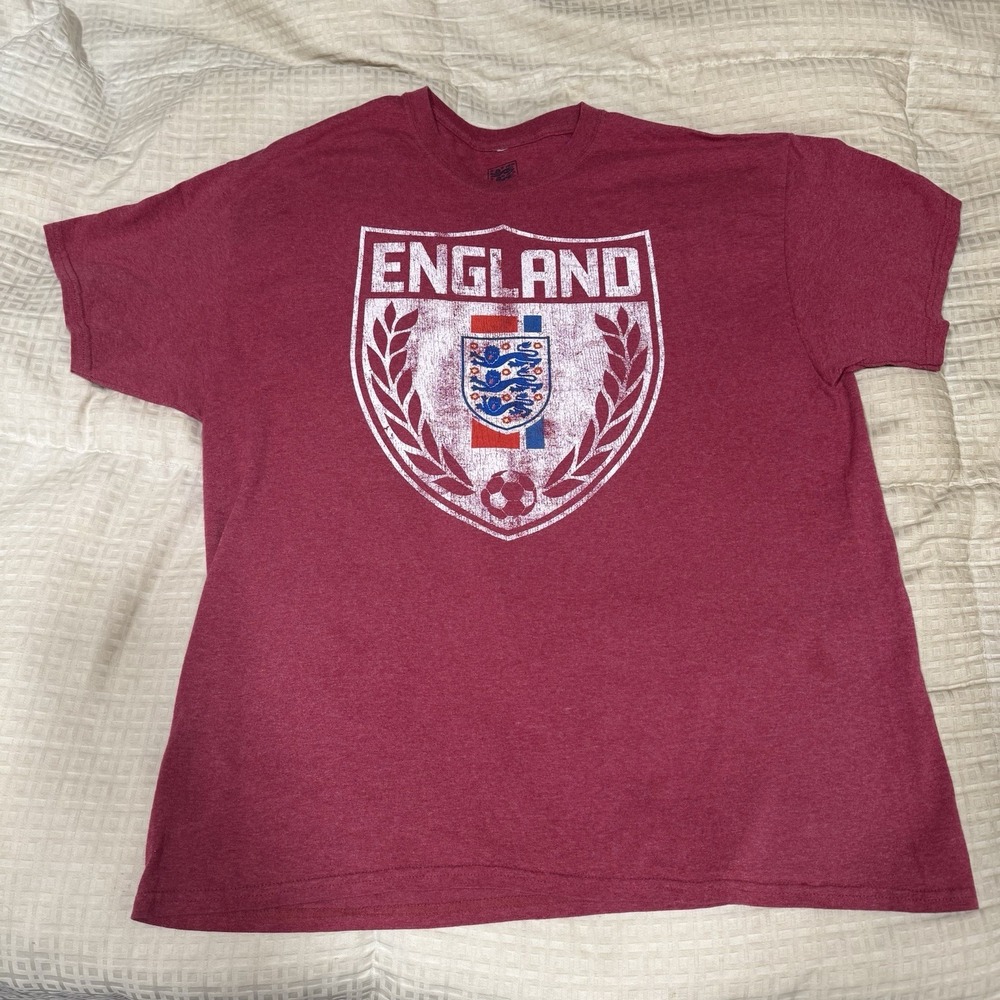 Team England FIFA 3 Lions Officially Licensed Men's Size XL Soccer Red T-Shirt